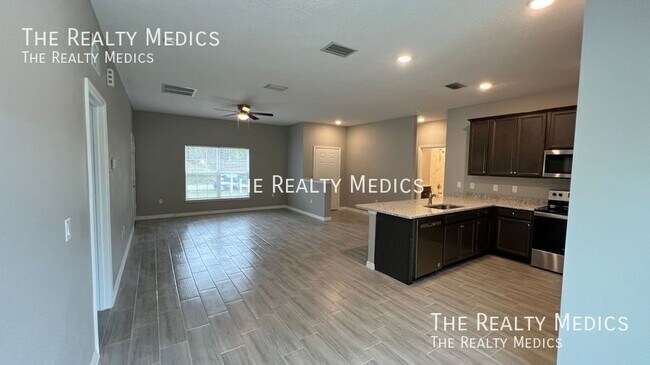 Building Photo - 276 Santo Domingo Ave SW