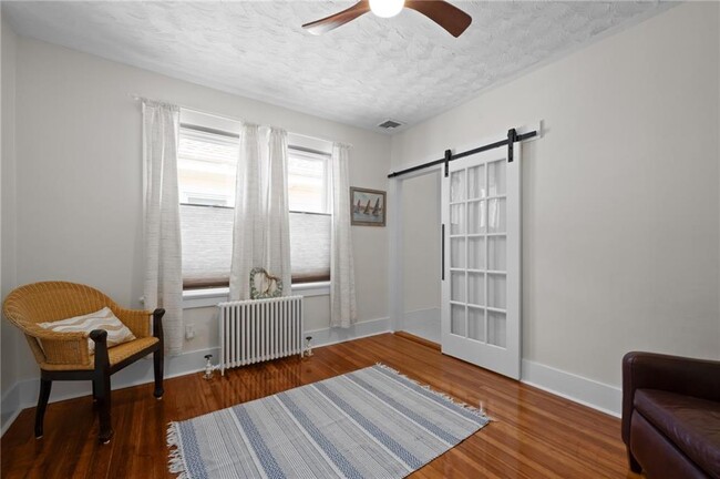 Building Photo - 25 Peckham Ave