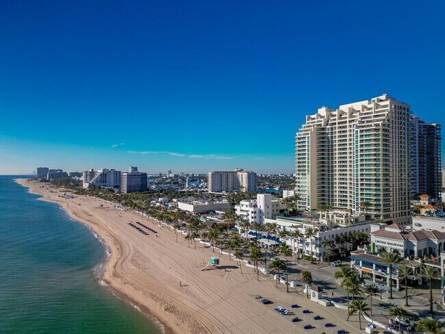 Building Photo - 101 S Fort Lauderdale Beach Blvd