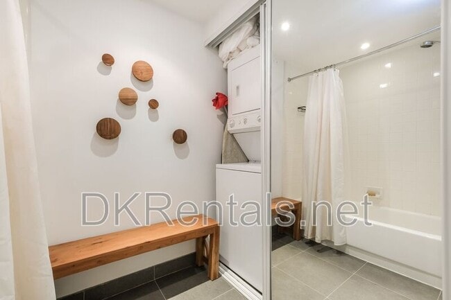 Building Photo - 199 14th St NE