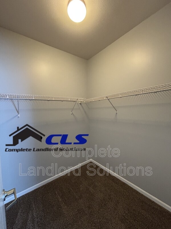 Building Photo - 1400 North Ave