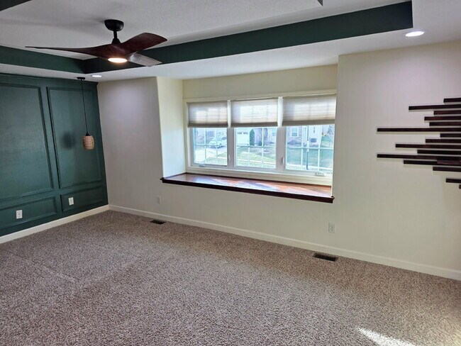 Building Photo - 3701 161st St