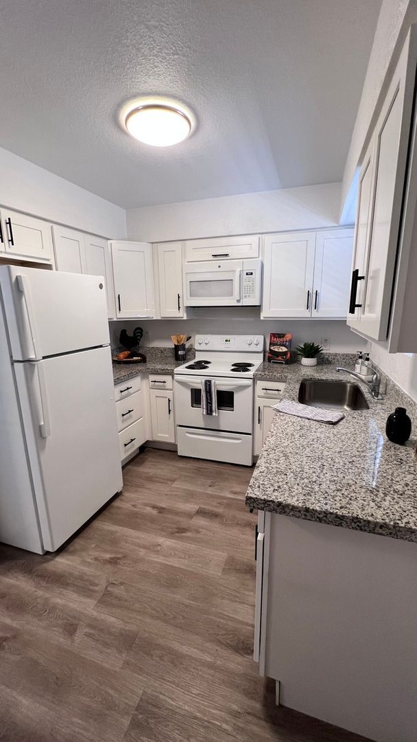 Building Photo - Charming 2BR Townhome in Mesa