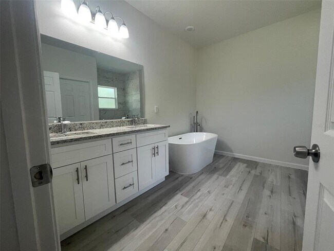 Building Photo - 3364 SW 165th Loop