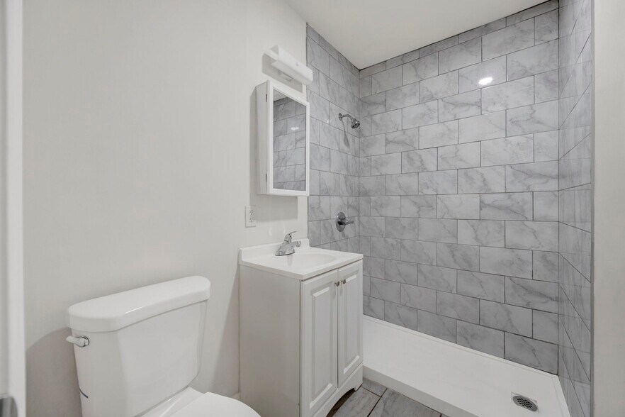 Building Photo - 4341 Laurel Canyon Blvd