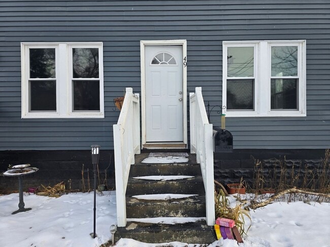 Building Photo - 49 Royal St