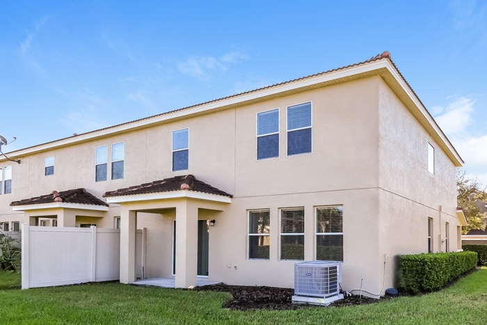 Building Photo - 226 White Dogwood Ln