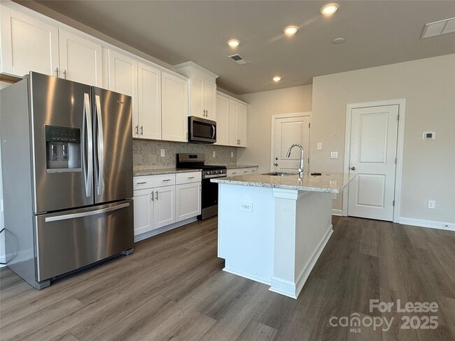 Building Photo - 160 Bird Dog Dr