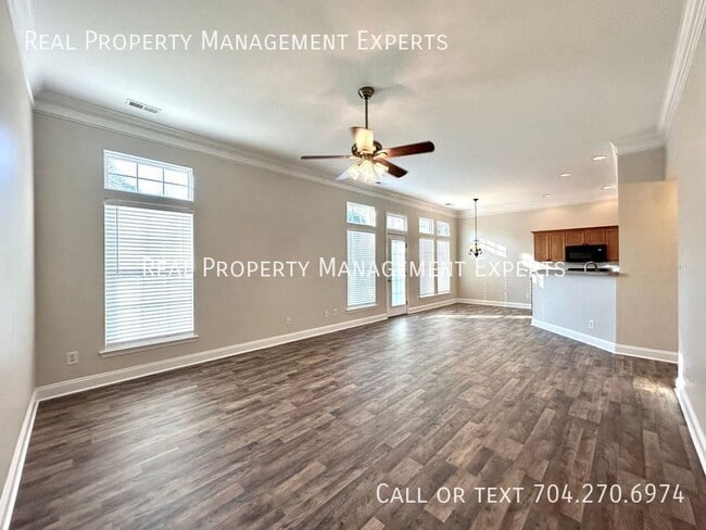 Building Photo - 8900 Hadco Ln