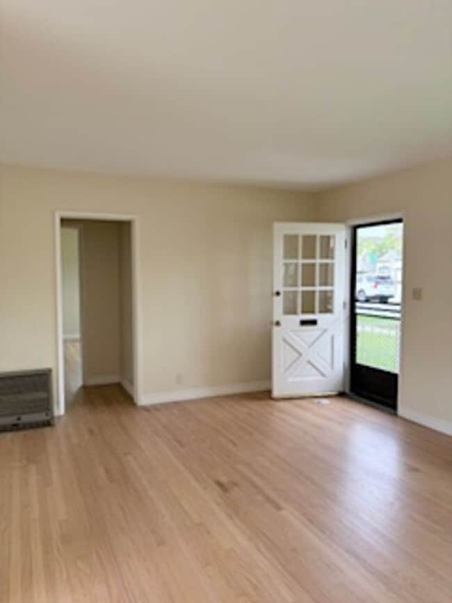 Building Photo - 228-230 E Puente Street