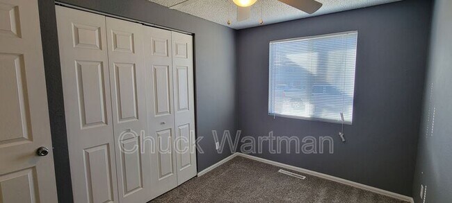 Building Photo - 495 Calle Entrada