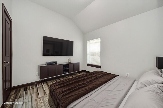 Building Photo - 211 Pleasant Hl Wy