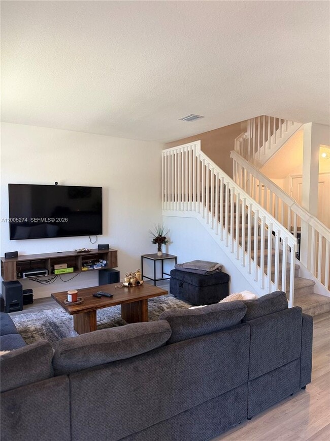 Building Photo - 1756 SE 26th Rd