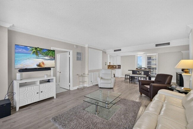 Building Photo - 5400 N Ocean Dr