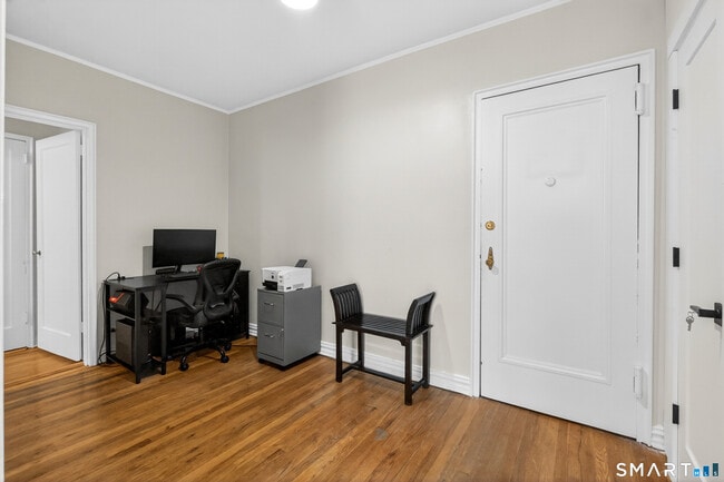 Building Photo - 70 Strawberry Hill Ave