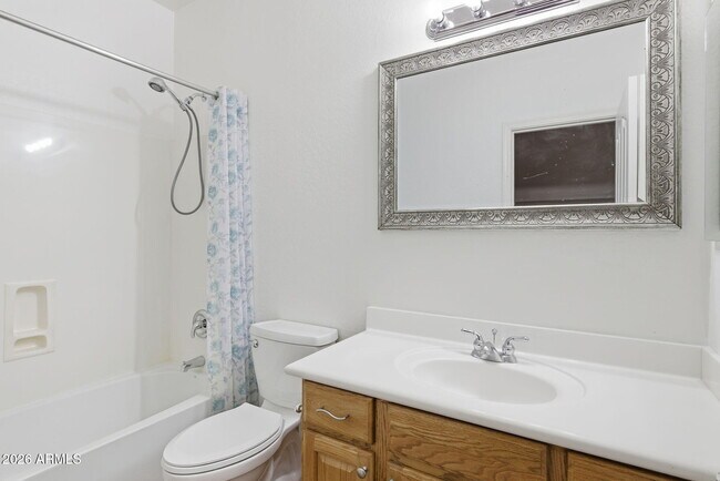 Building Photo - 6206 W Buckhorn Trail