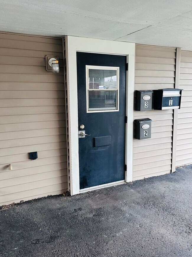 Building Photo - 4366 Prairie St SW