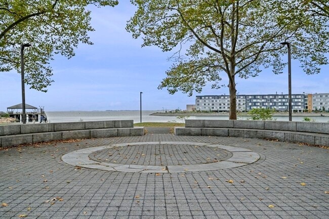 Building Photo - 154 Lynnway