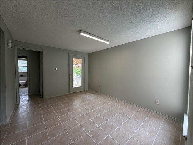 Building Photo - 1412 Gatlinburg Dr