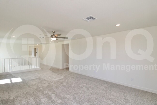 Building Photo - 2957 E Cherry Hill Dr