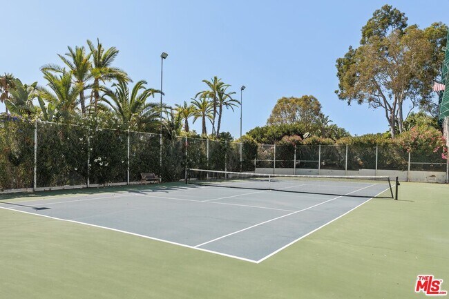 Building Photo - 26666 Seagull Way