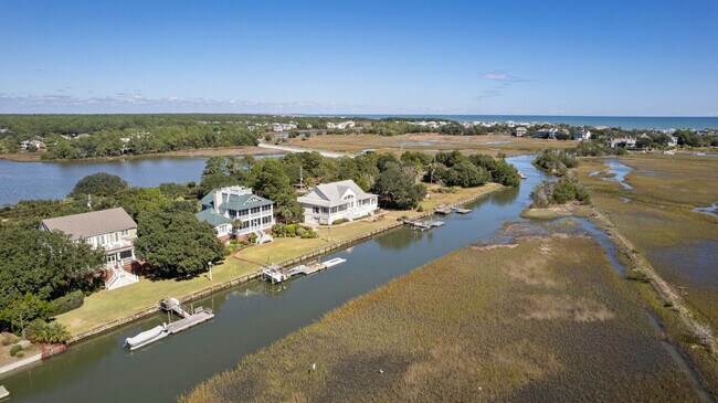 Building Photo - 3482 Luvan Blvd