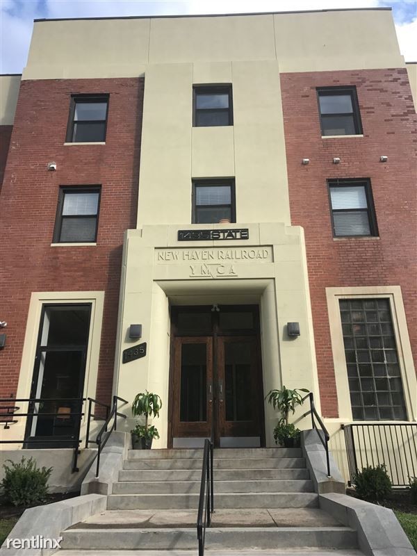 Building Photo - Studio, 1 bath Apartment - State St