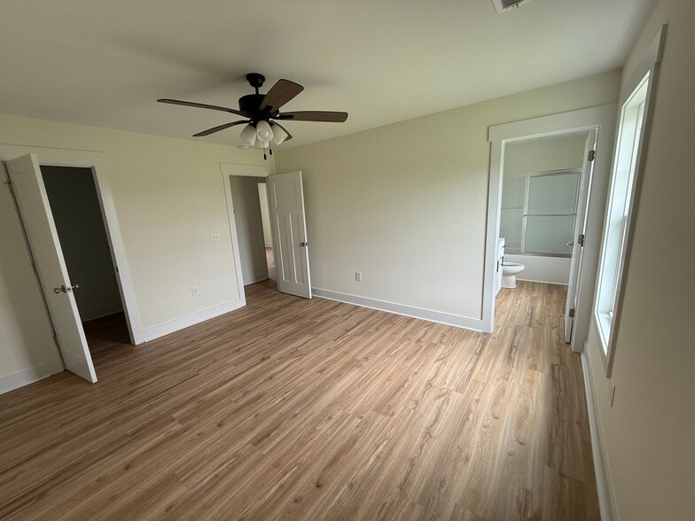 Building Photo - 1359 Benson Hardee Rd