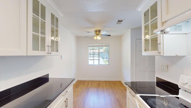 Building Photo - 18215 Happy Ln