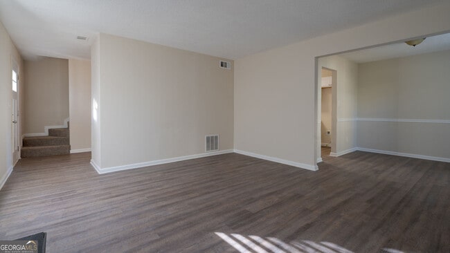 Building Photo - 6218 Creekford Ln