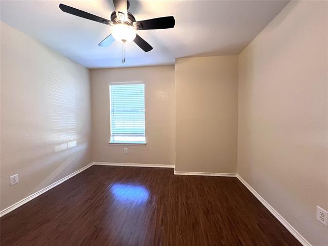 Building Photo - 115 Sunburst Ct