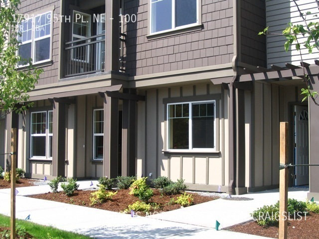 Building Photo - Walk-able to Downtown Bothell! Bothell 1 b...