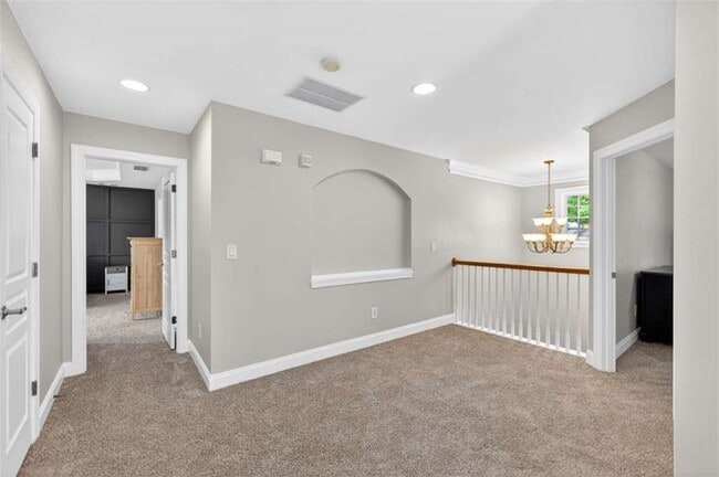Building Photo - 7819 Brass Lantern Dr