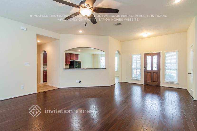 Building Photo - 3322 Rose Trace Dr