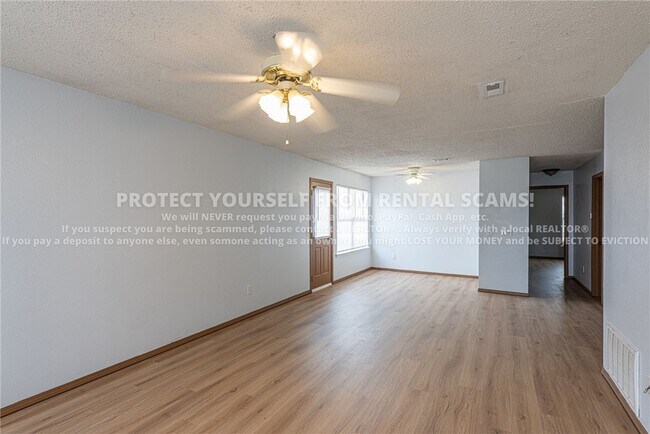 Building Photo - 1684 N Dawn Dr