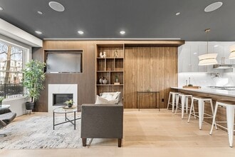 Building Photo - 1 Cedar St