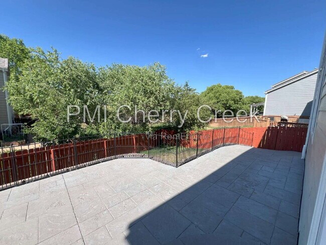 Building Photo - 19453 E Hollow Creek Dr