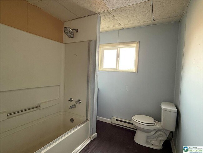 Building Photo - 81 Hunter St