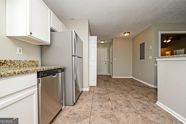 Building Photo - 172 Marsh Glen Dr