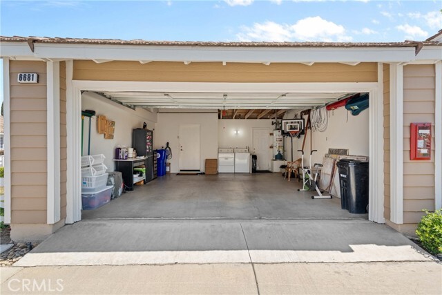 Building Photo - 6681 Brighton Pl