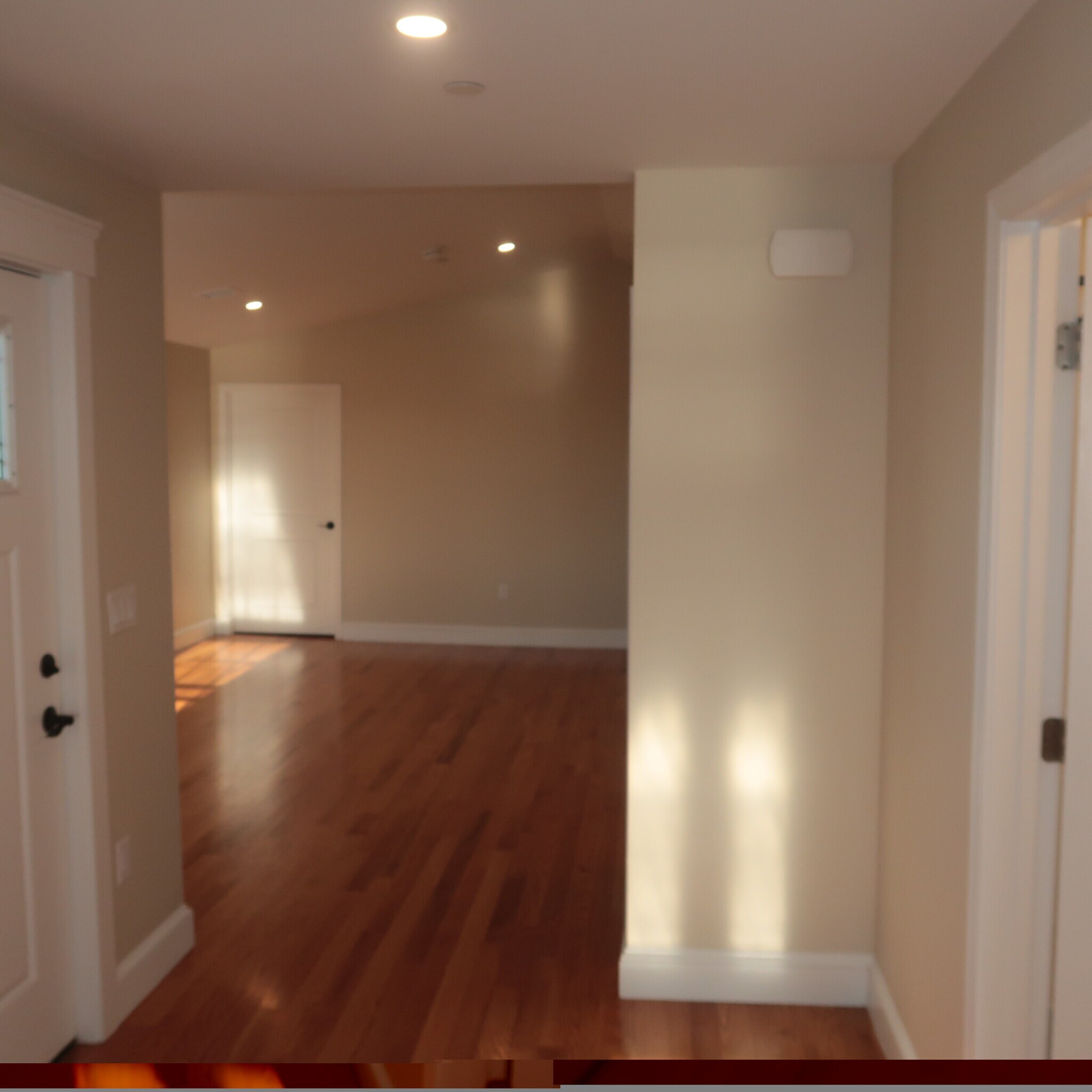 Building Photo - 32 Newhall St