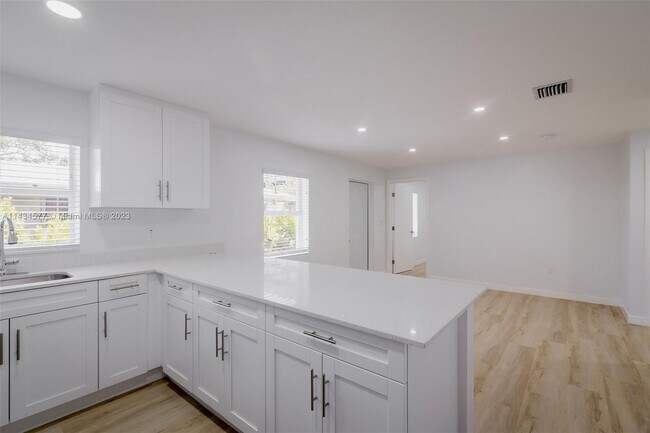 Building Photo - 2185 NW 41st St