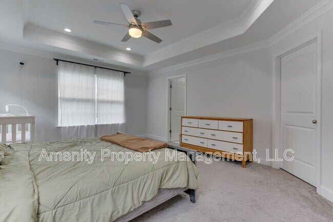 Building Photo - 614 Rolfe St