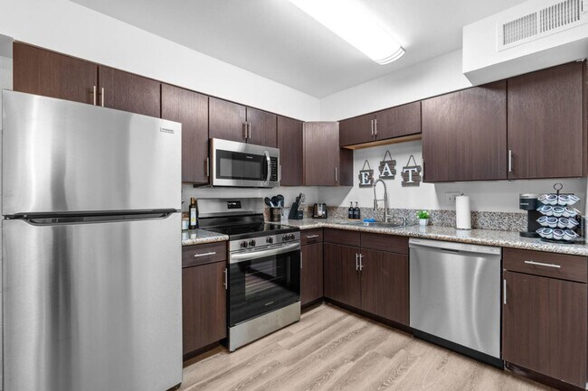 Building Photo - 1741 S Mill Ave