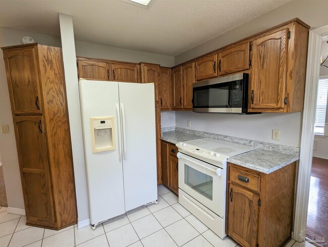 Building Photo - 3337 Indian Hills Dr