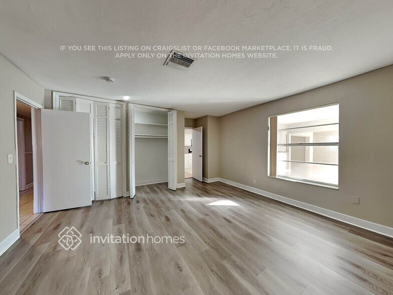 Building Photo - 4710 Madison St