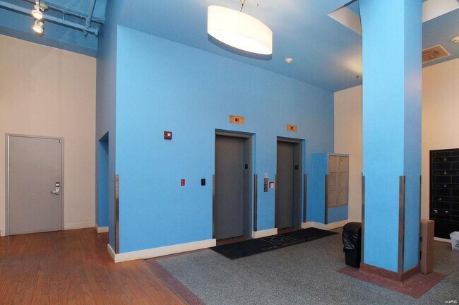 Building Photo - 1136 Washington Ave