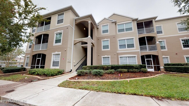 Building Photo - 7990 Baymeadows Cir E