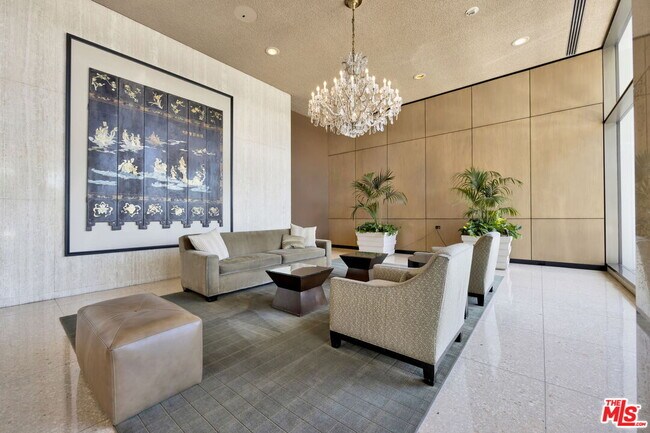 Building Photo - 2220 Ave of the Stars