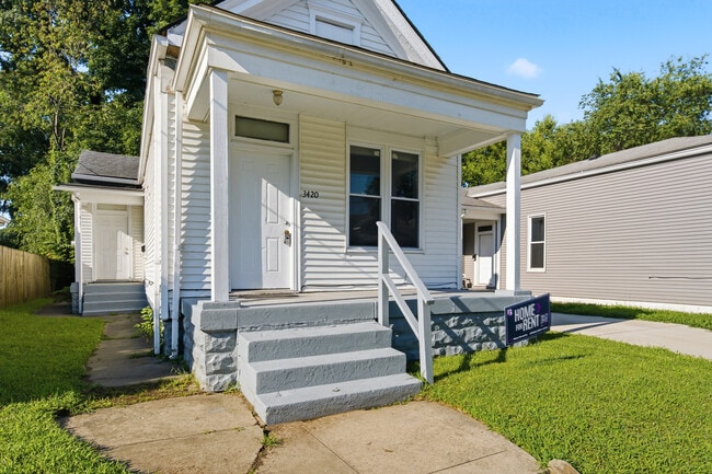 Building Photo - 3420 W Jefferson St